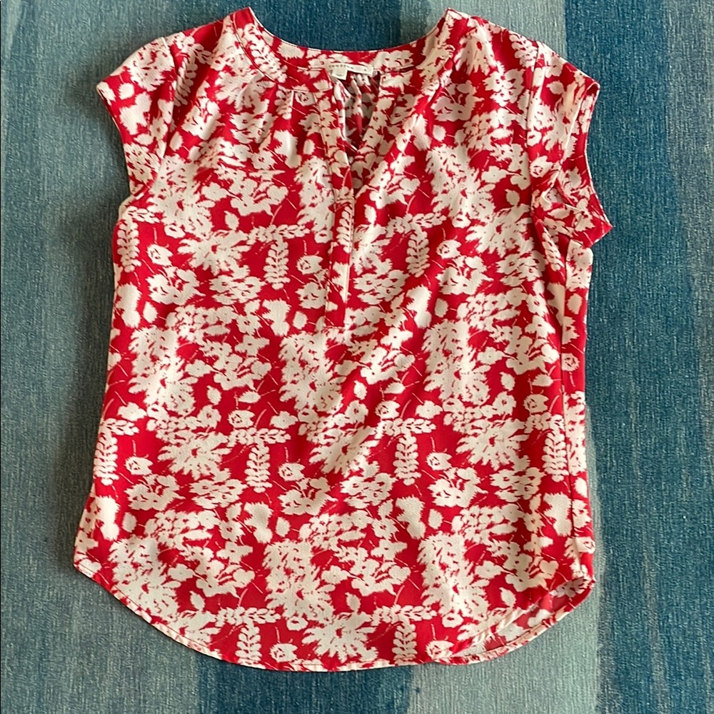 Floral Red and White Women's Top